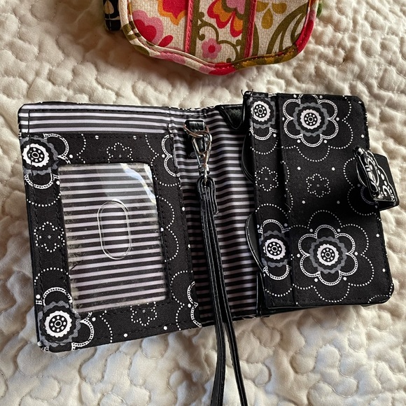 Vera Bradley wallets (2) and 1 thirty one wallet pre owned - Picture 3 of 5